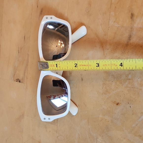 Marc by Marc Jacobs White Sunglasses - Picture 9 of 9